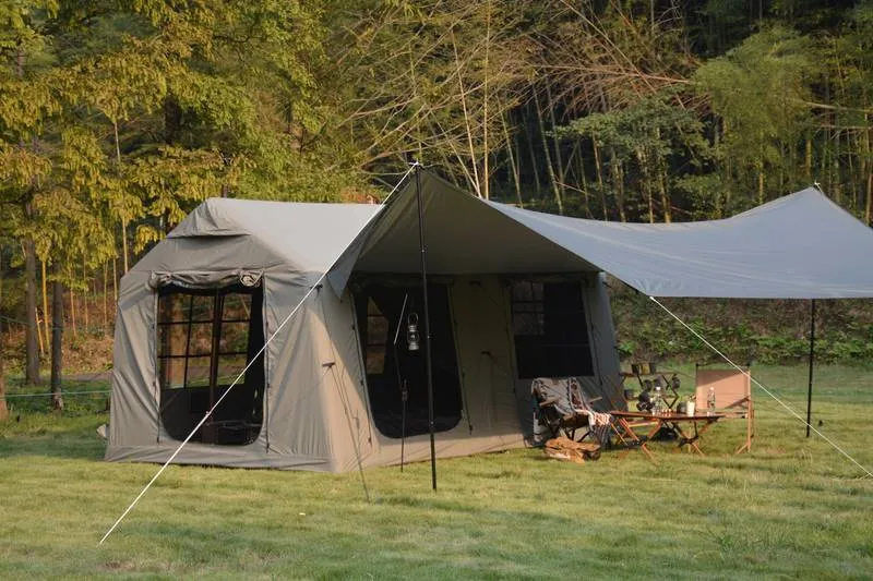 Cozy Air Glamping Tent: Quick Setup & Weather-Ready!