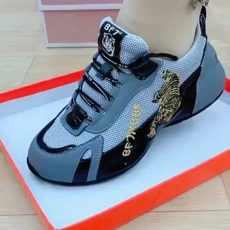 Embroidered Leather Tent Double Mesh Sneaker