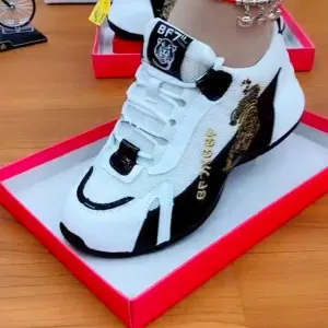 Embroidered Leather Tent Double Mesh Sneaker