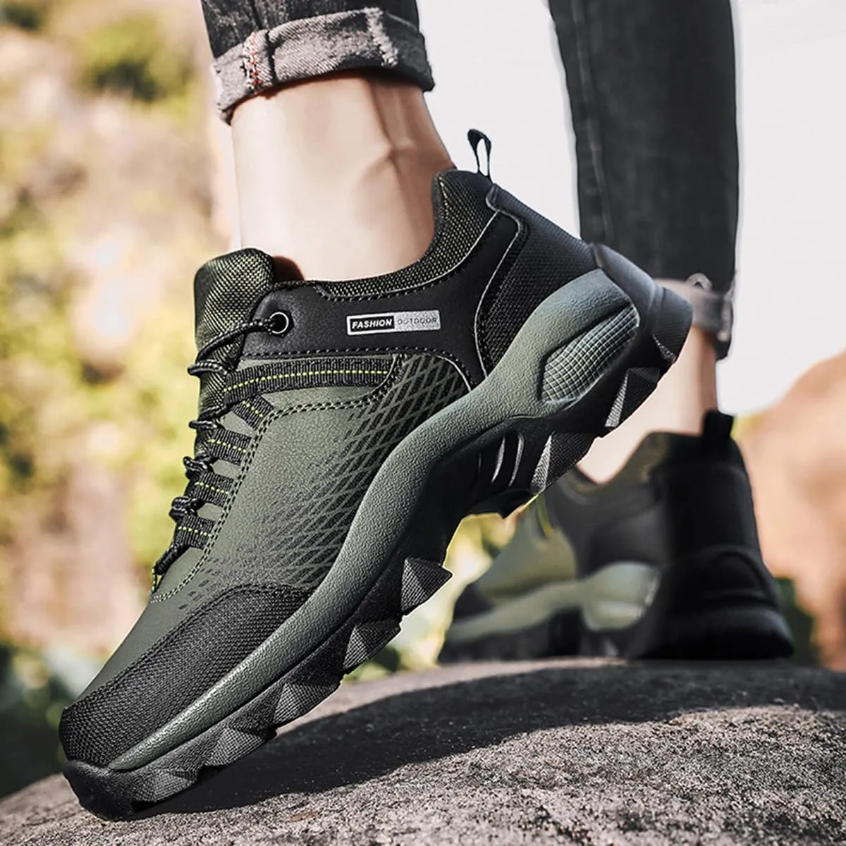 Hiking Shoes Mens Waterproof Mountain Trekking Shoes Women Breathable Walking Shoes Outdoor Sports Winter Boots