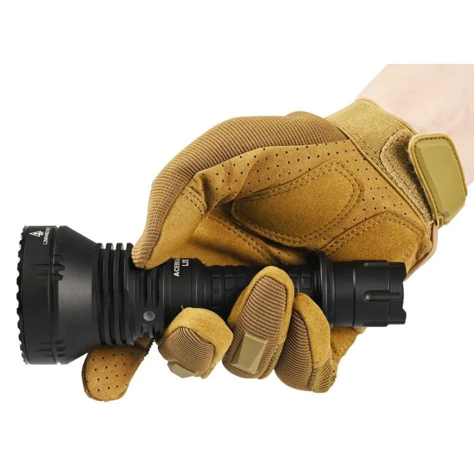 L 19 2.0 Long Range Flashlight - 2200 Lumens/1083m