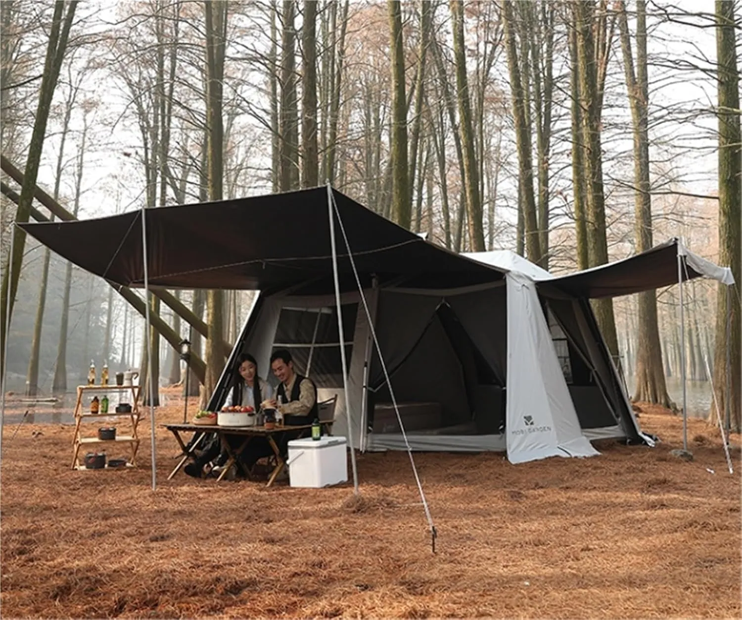 Outdoor Double Layer Portable Camping Rainproof Tent