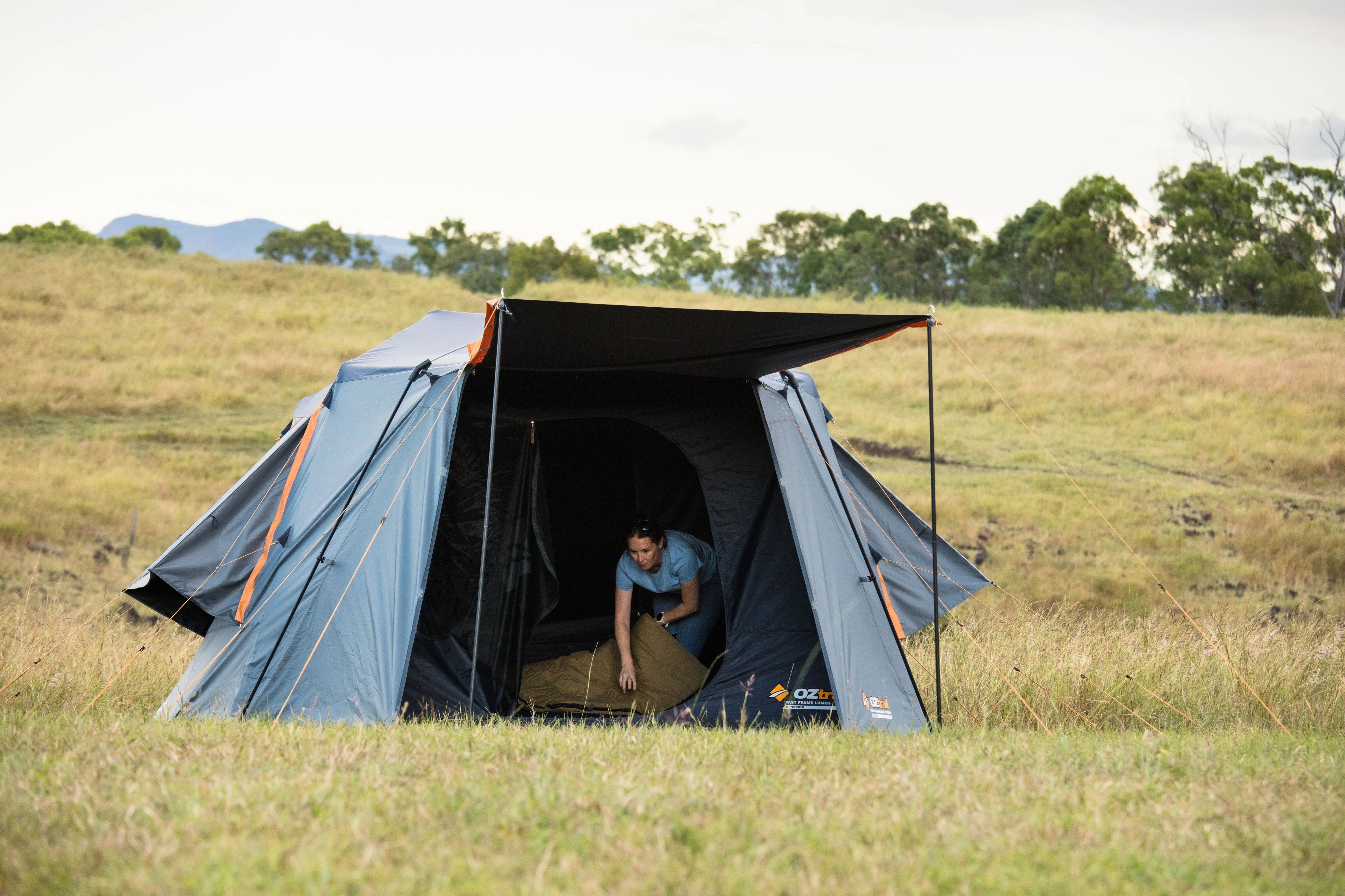 OZtrail Fast Frame BlockOut Lumos 6P Tent (6 Person)