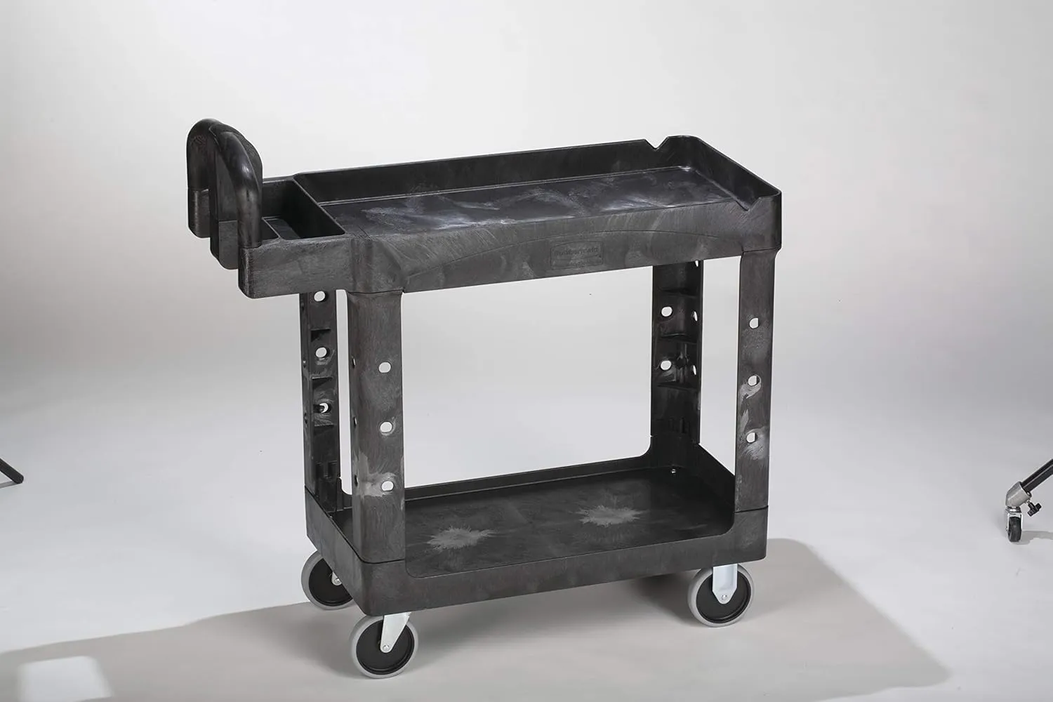 Rubbermaid Commercial Products 2-Shelf Utility/Service Cart Small Lipped Shelves Ergonomic Handle 500 lbs. Capacity for Warehouse/Garage/Cleaning/Manufacturing