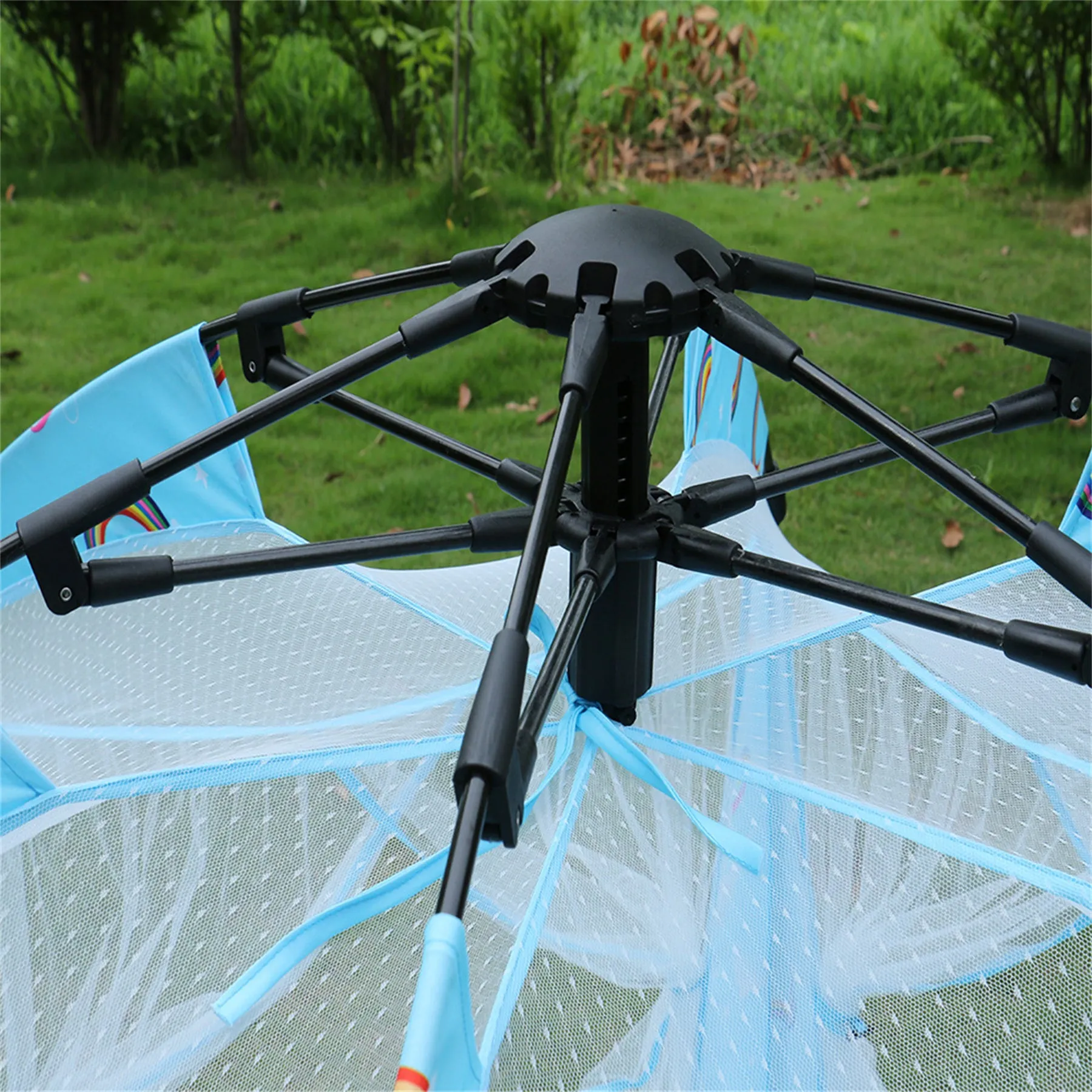 Single layer 2-3 person children's folding tent