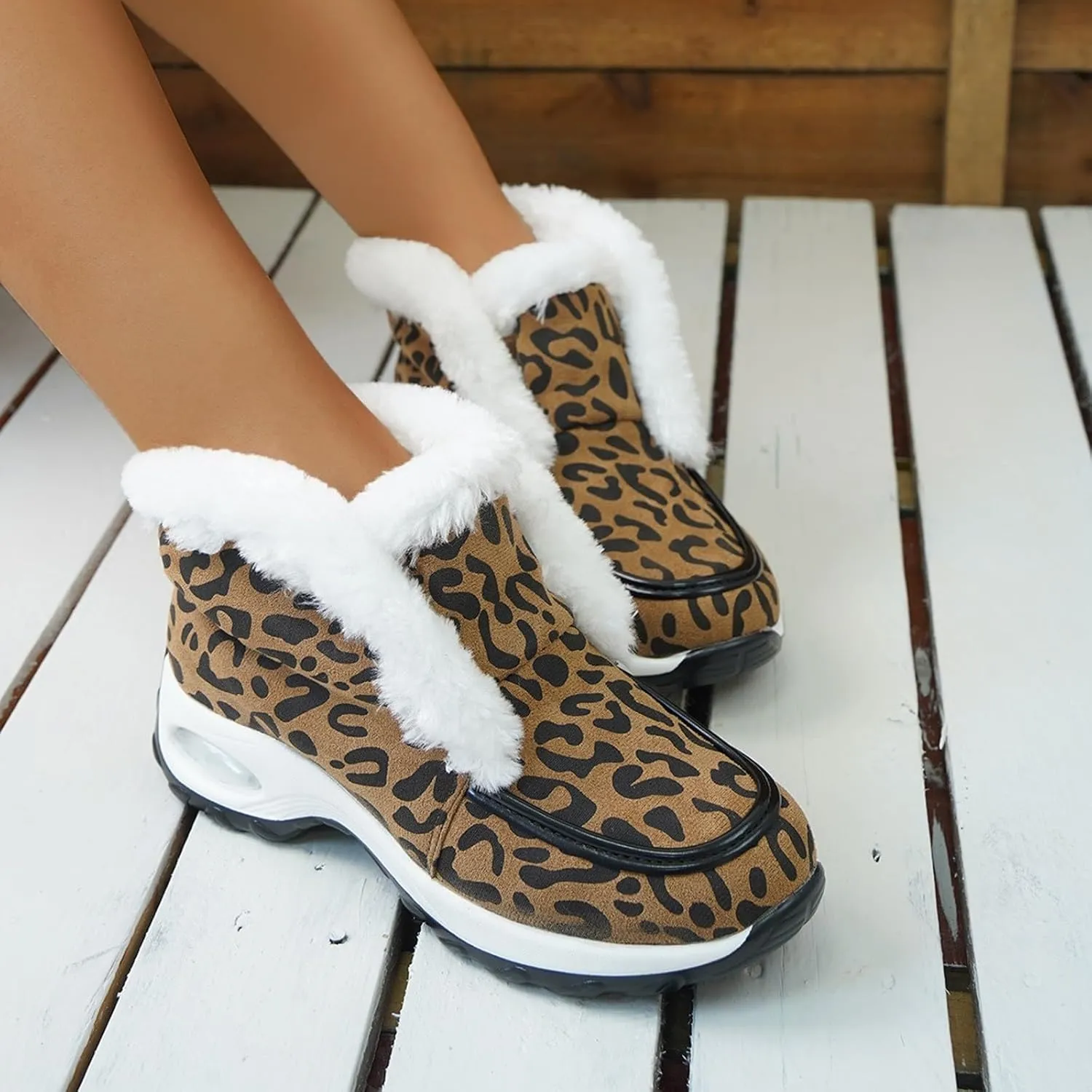 Womens Snow Boots Suede Anti-slip Winter Boots Classic Warm Fur Booties Casual Slip on Ankle Boots Comfortable Winter Shoes Trekking Shoes